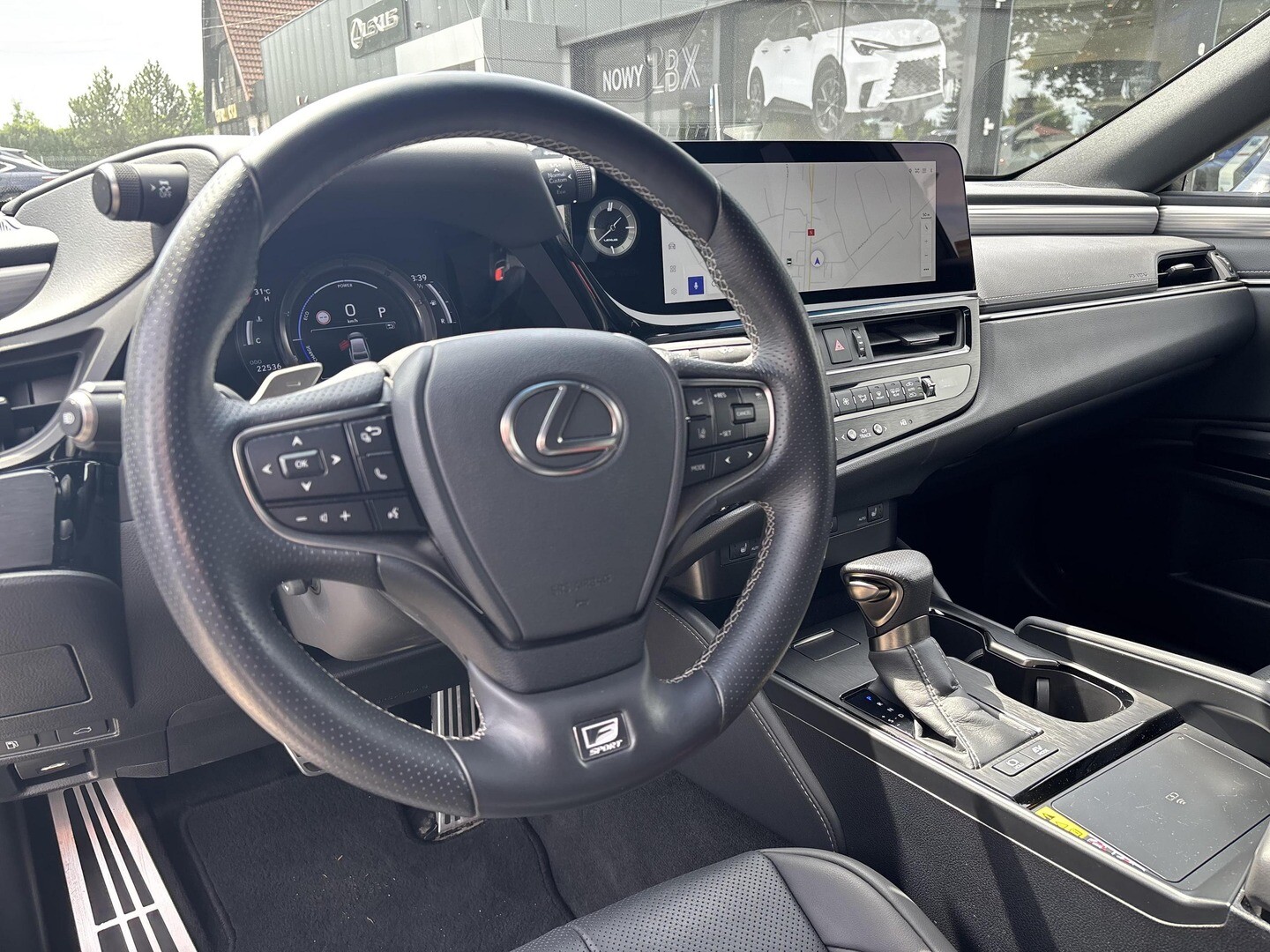 Lexus ES