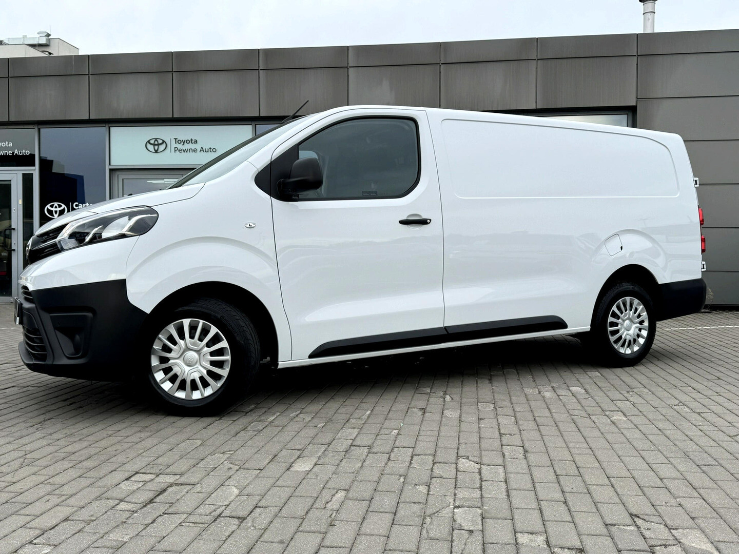 Toyota PROACE