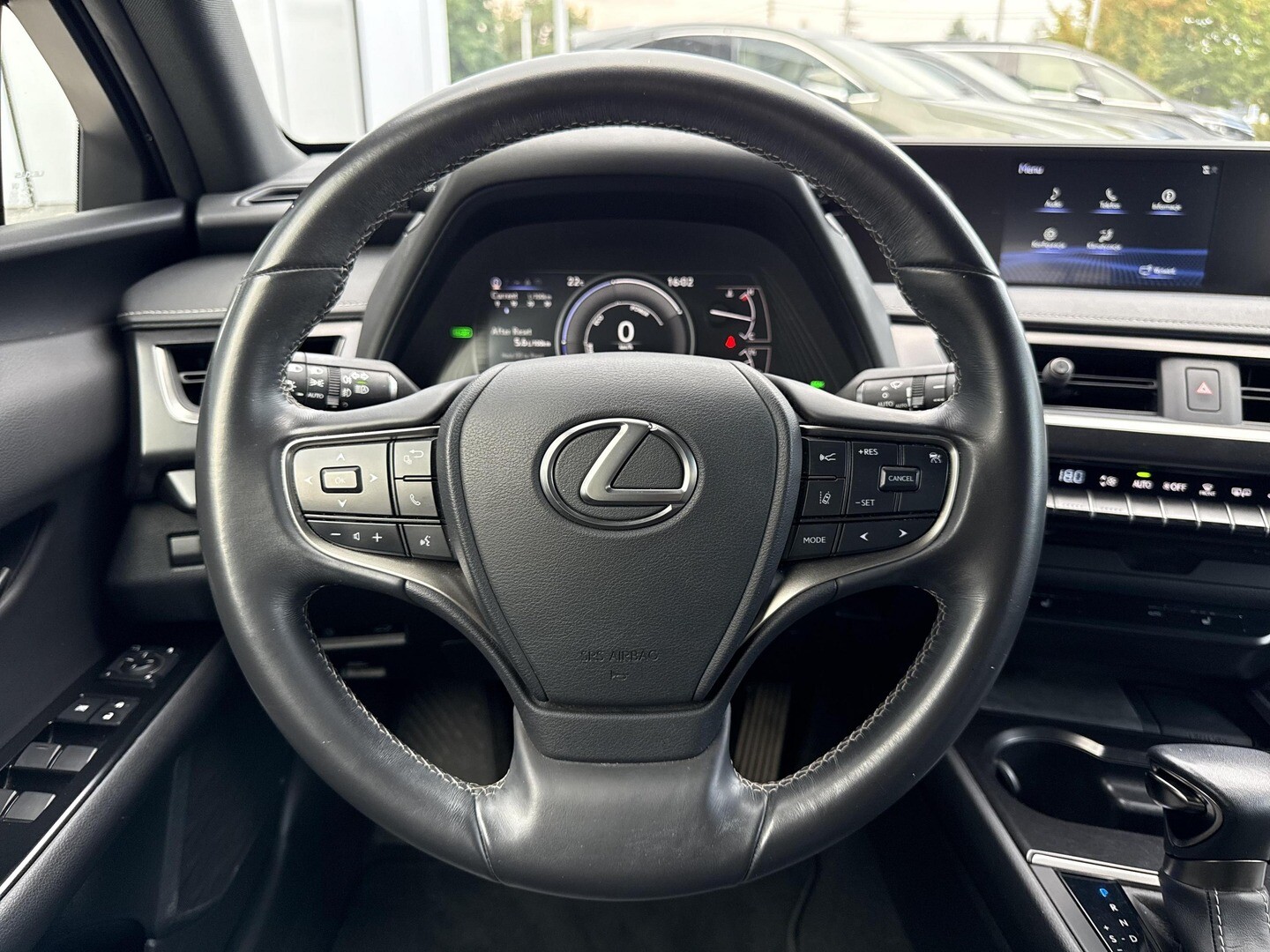 Lexus UX