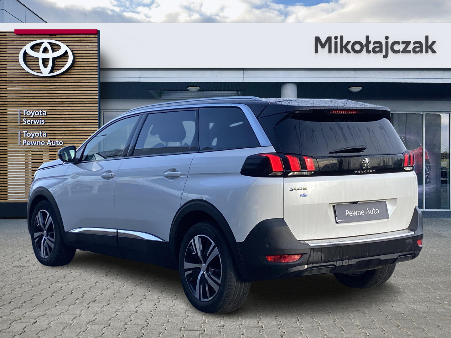 Peugeot 5008