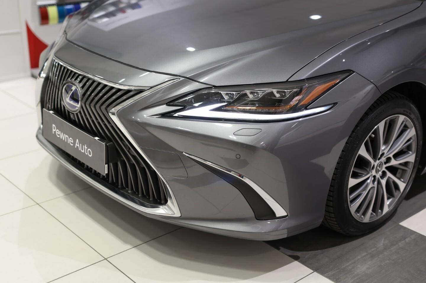 Lexus ES