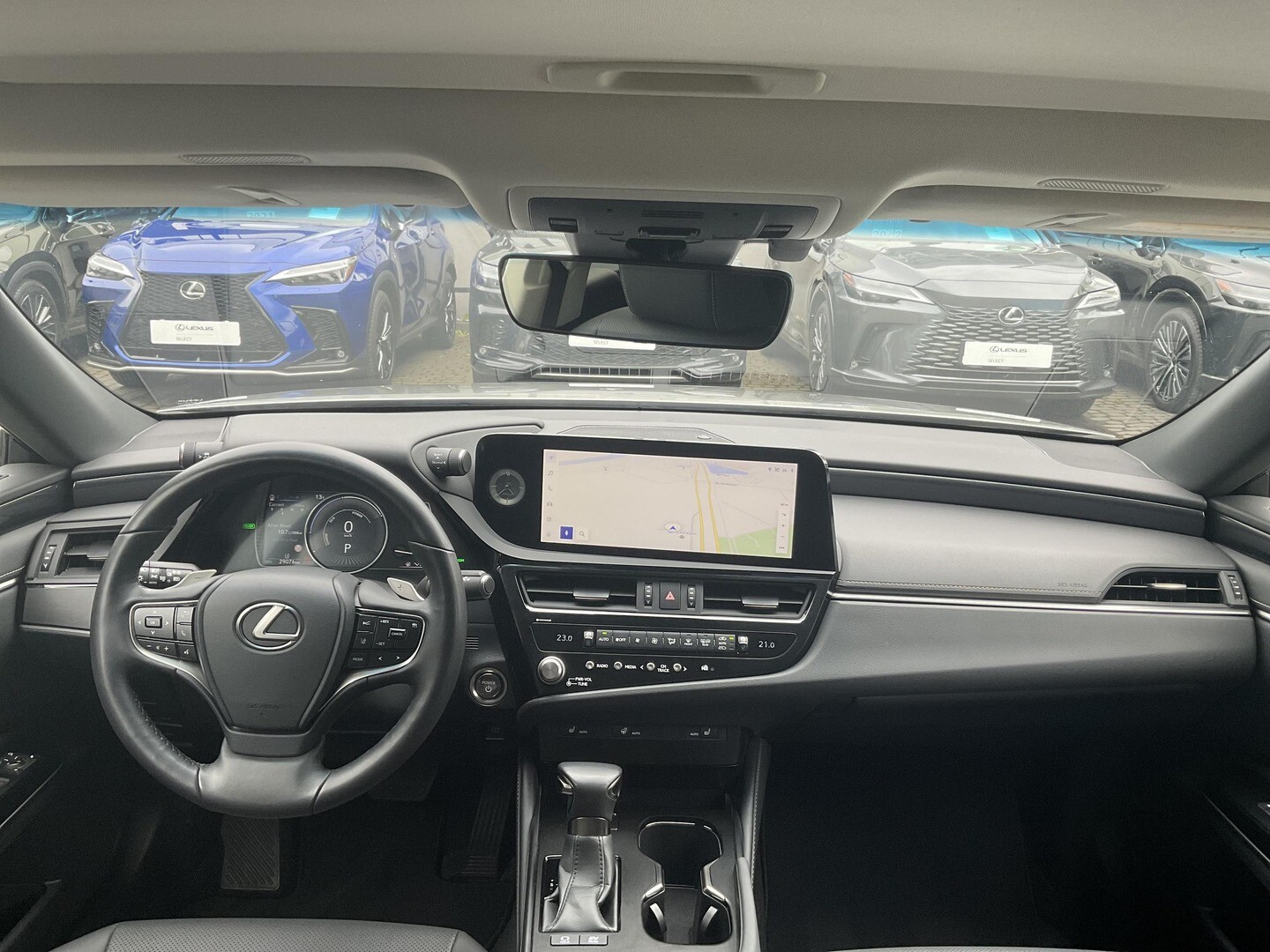 Lexus ES