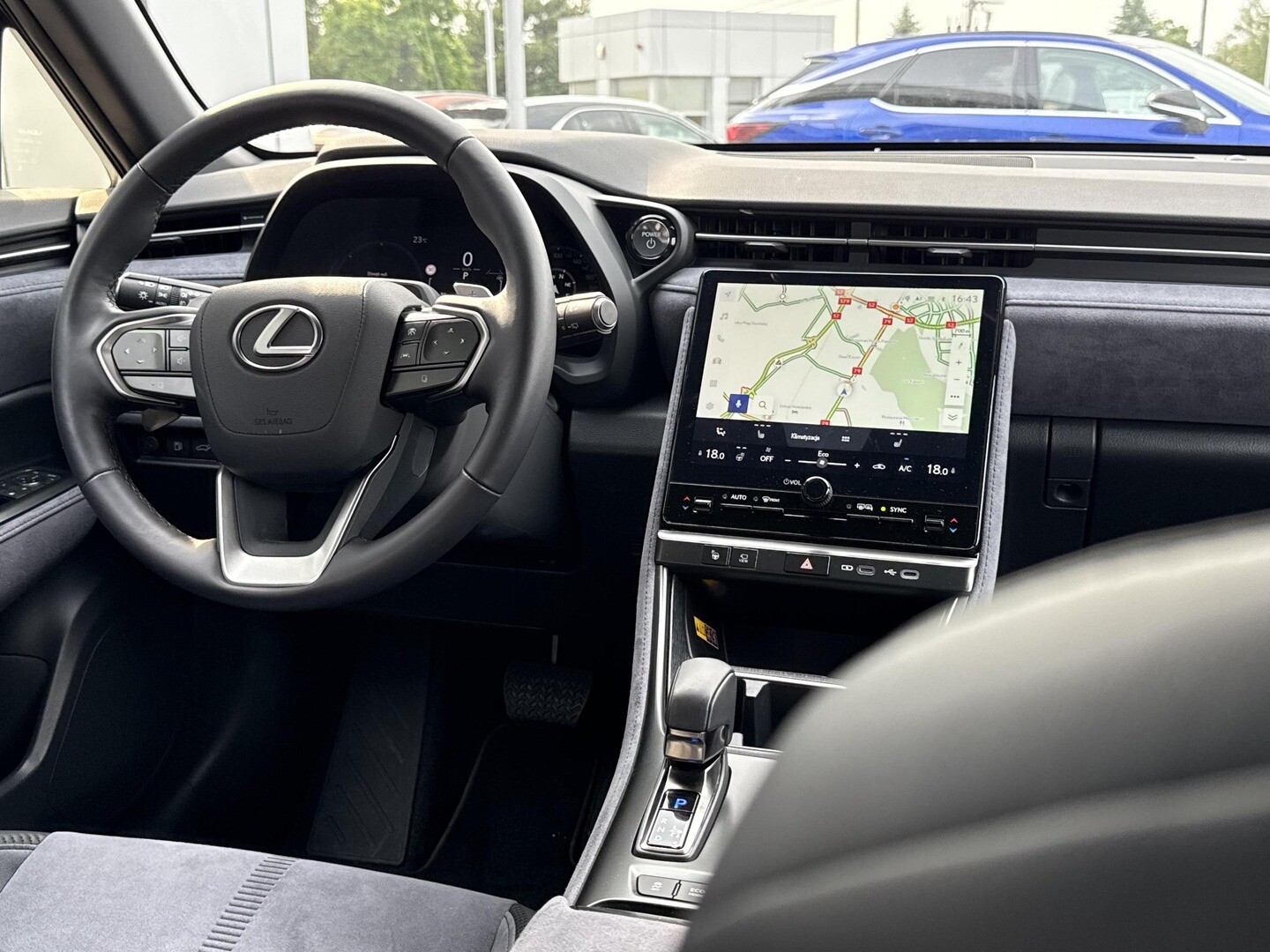 Lexus LBX