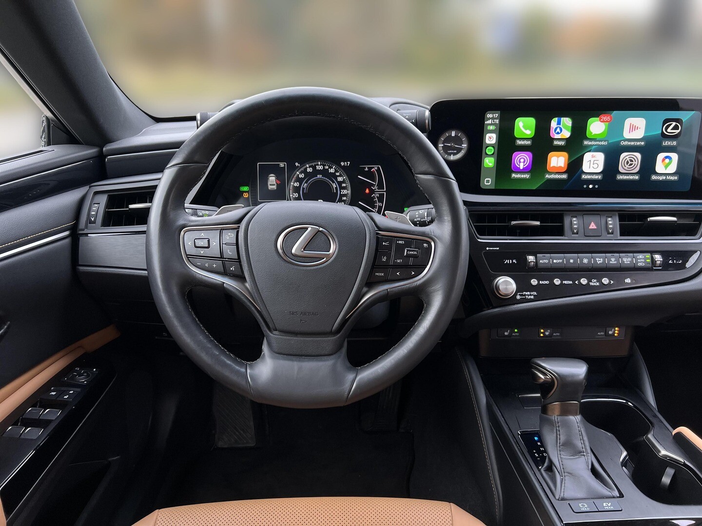 Lexus ES