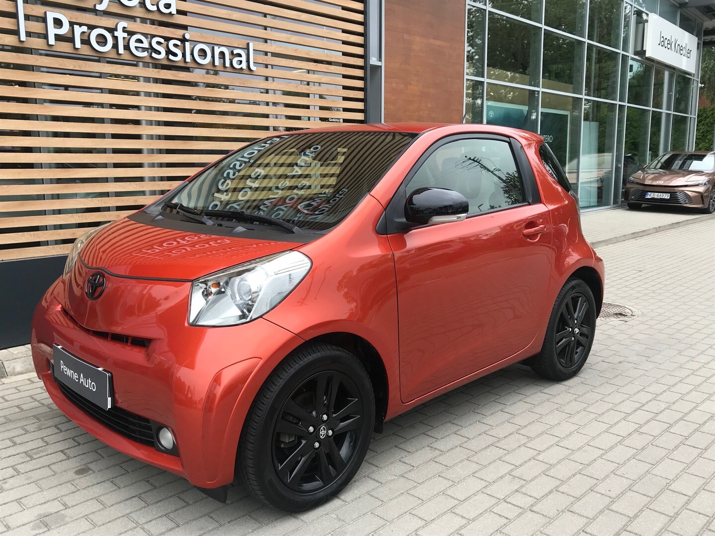 Toyota iQ