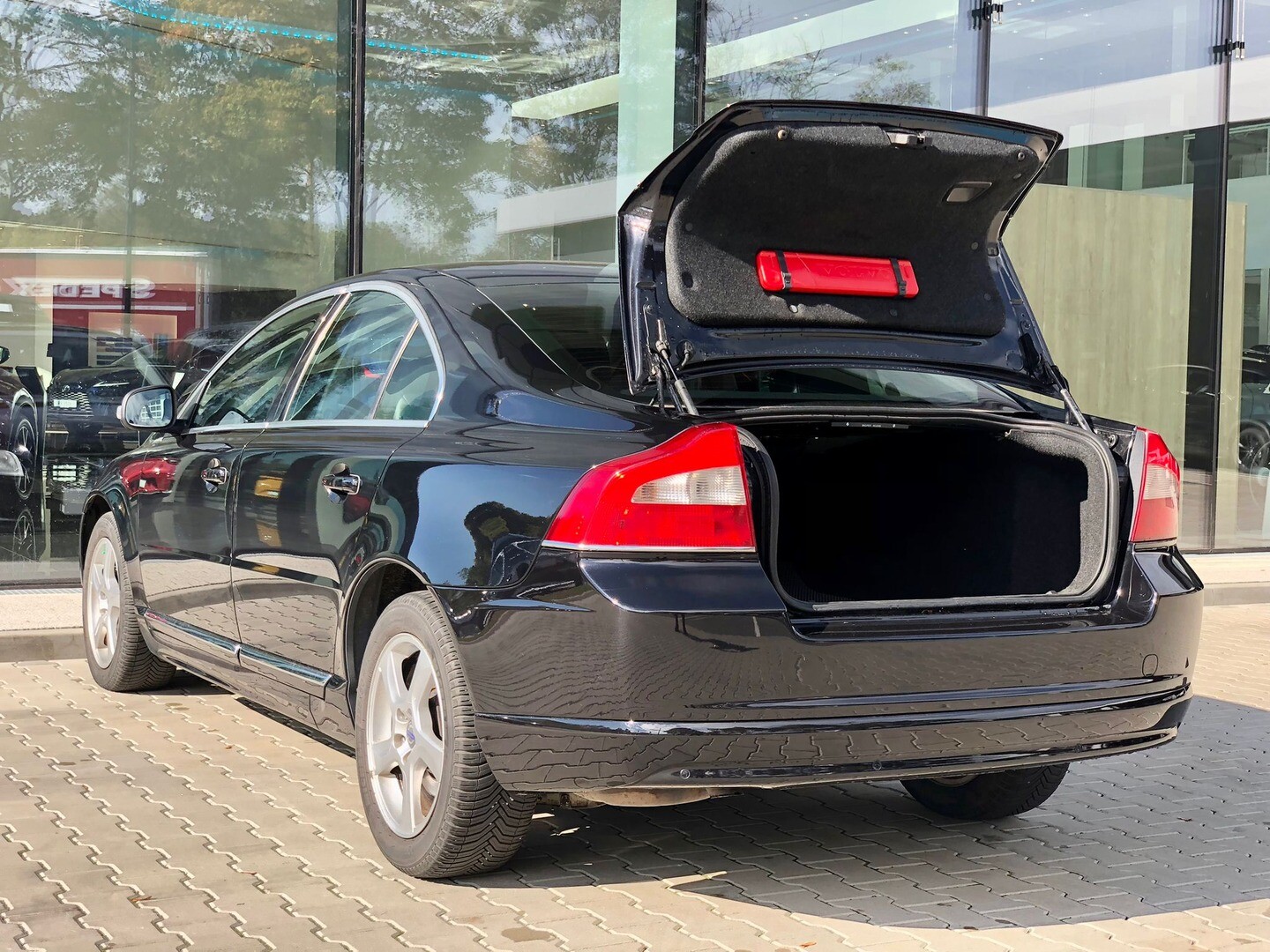 Volvo S80