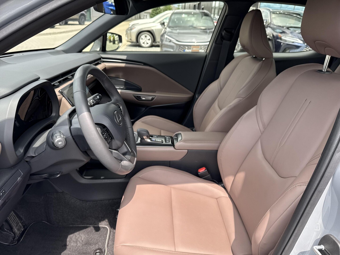Lexus LBX