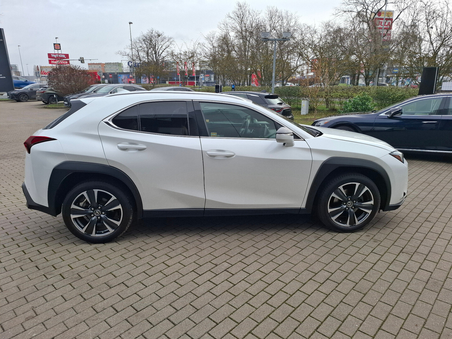 Lexus UX
