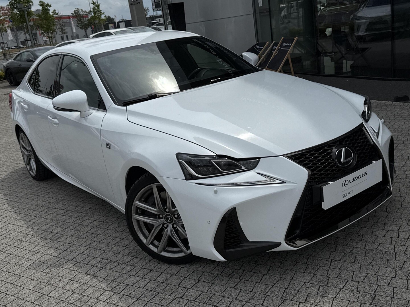 Lexus IS