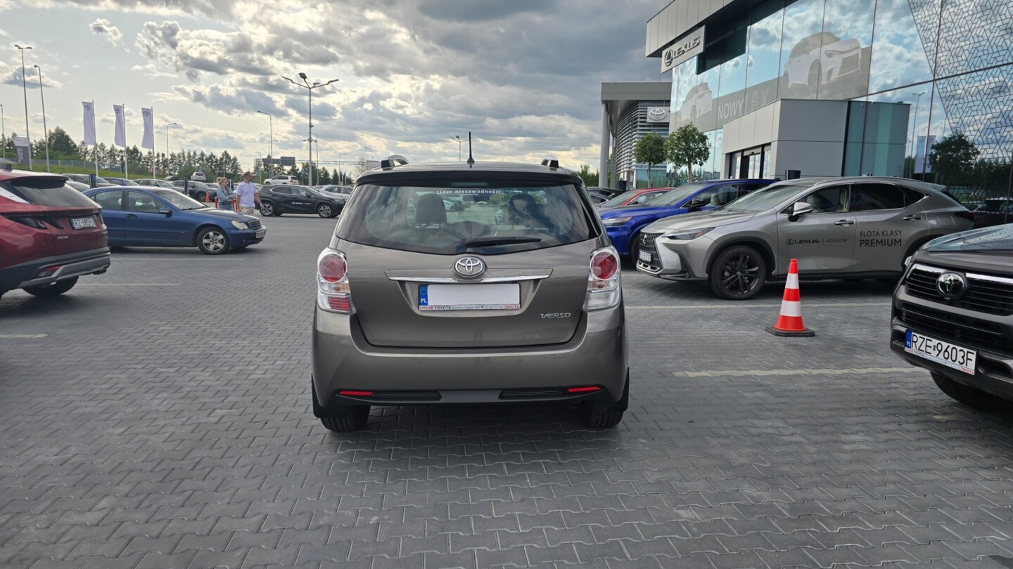 Toyota Verso