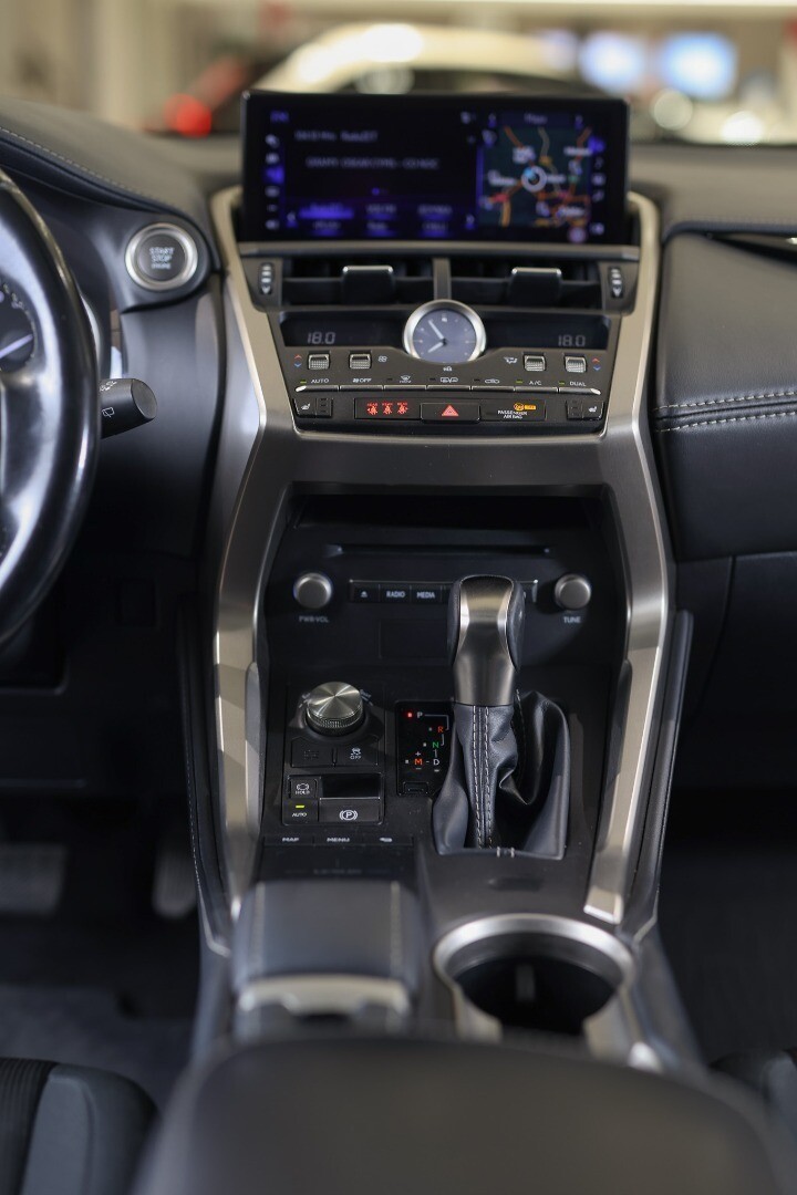 Lexus NX