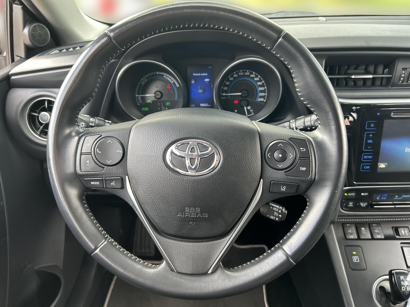 Toyota Auris