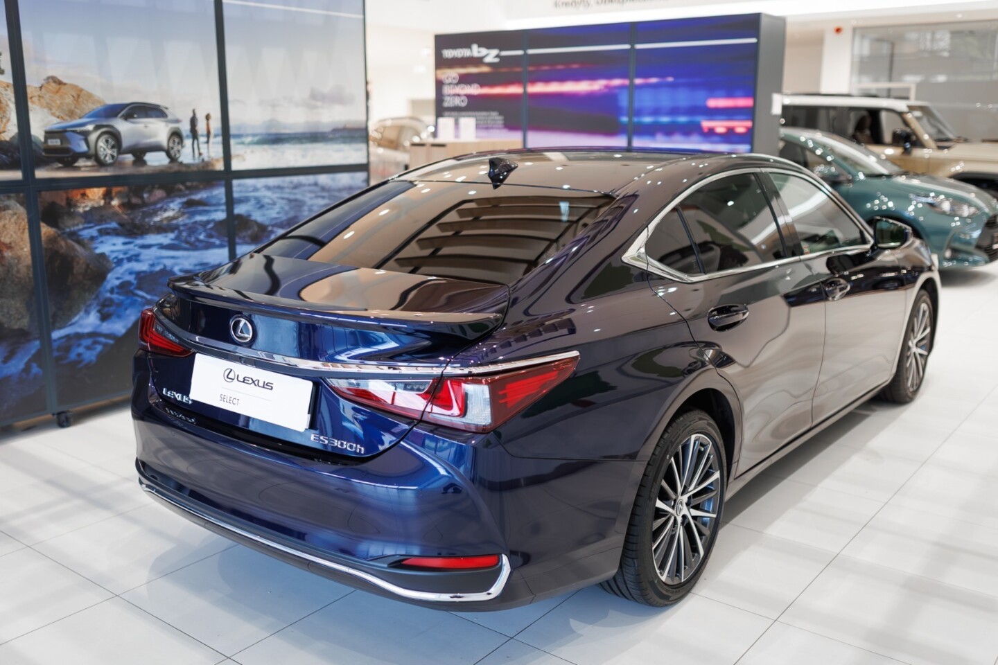 Lexus ES
