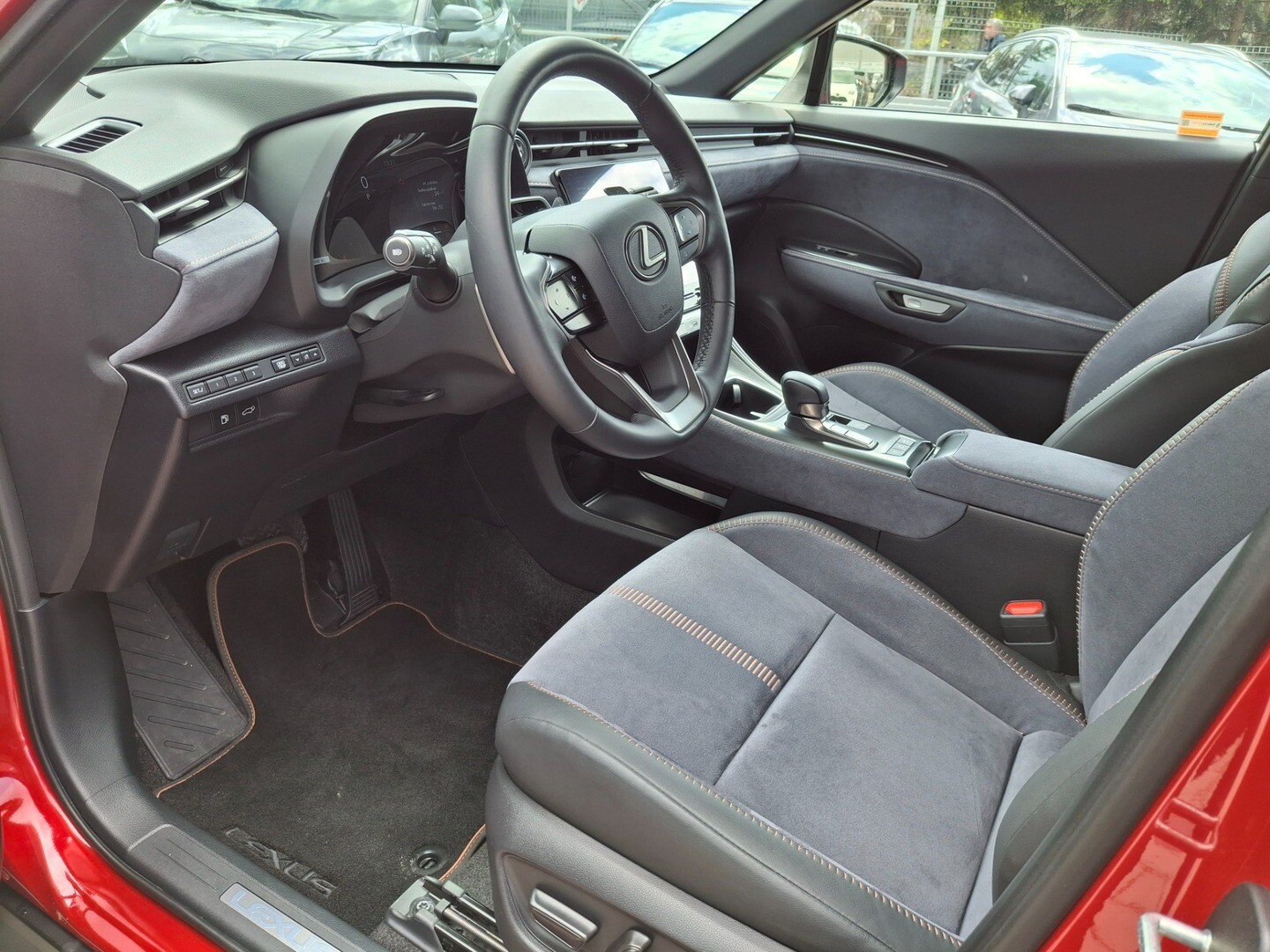 Lexus LBX