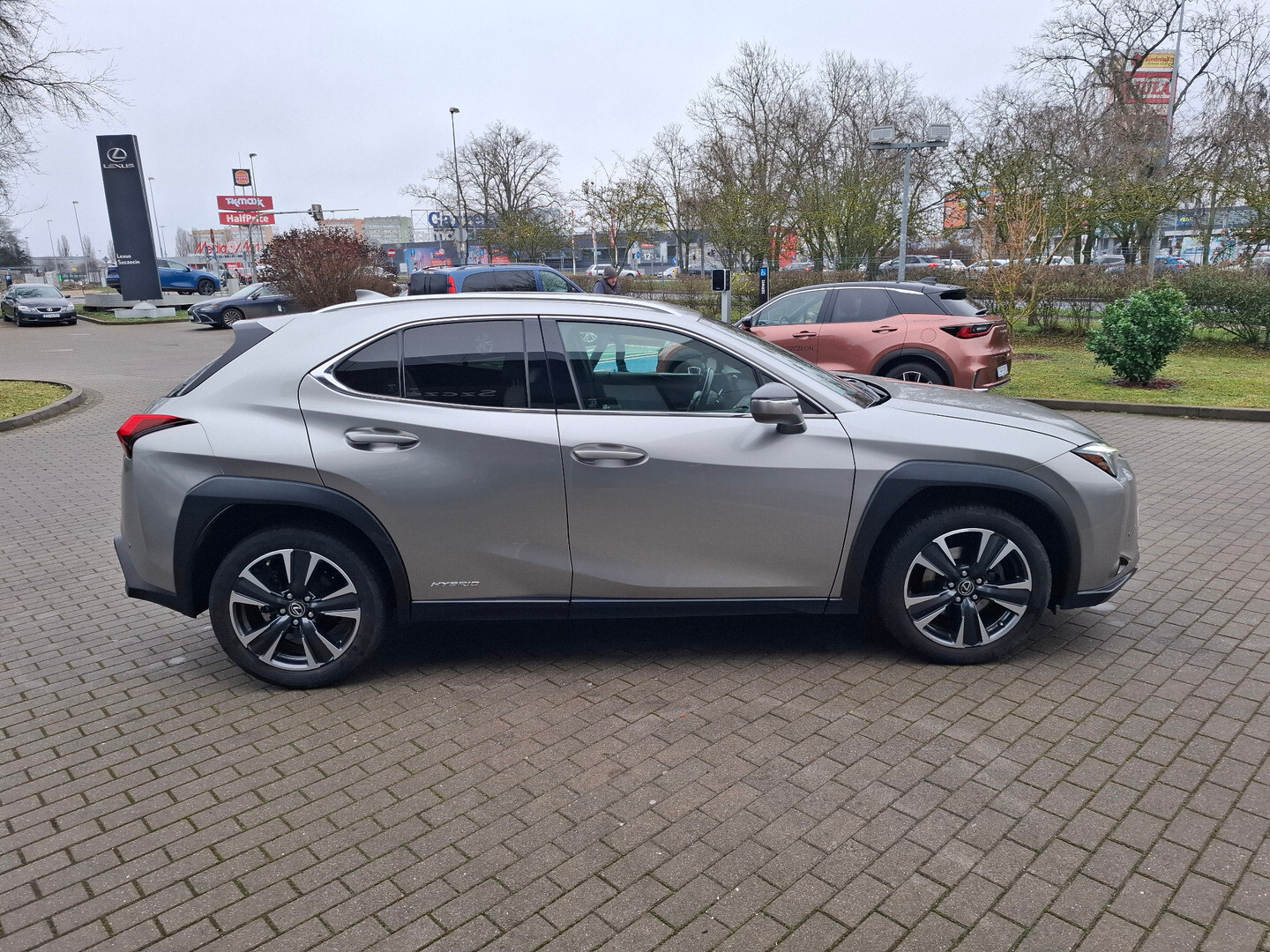 Lexus UX