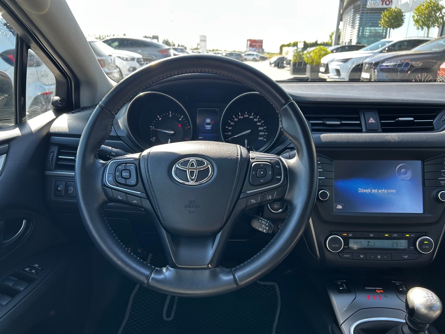 Toyota Avensis