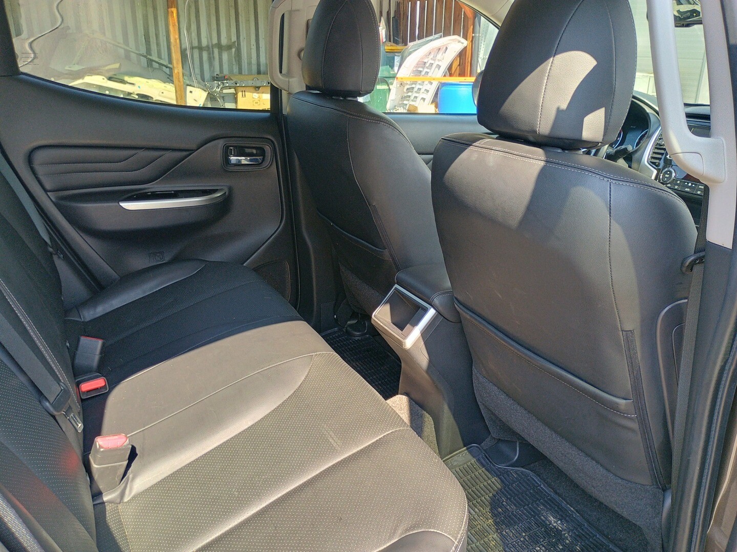 Mitsubishi L200