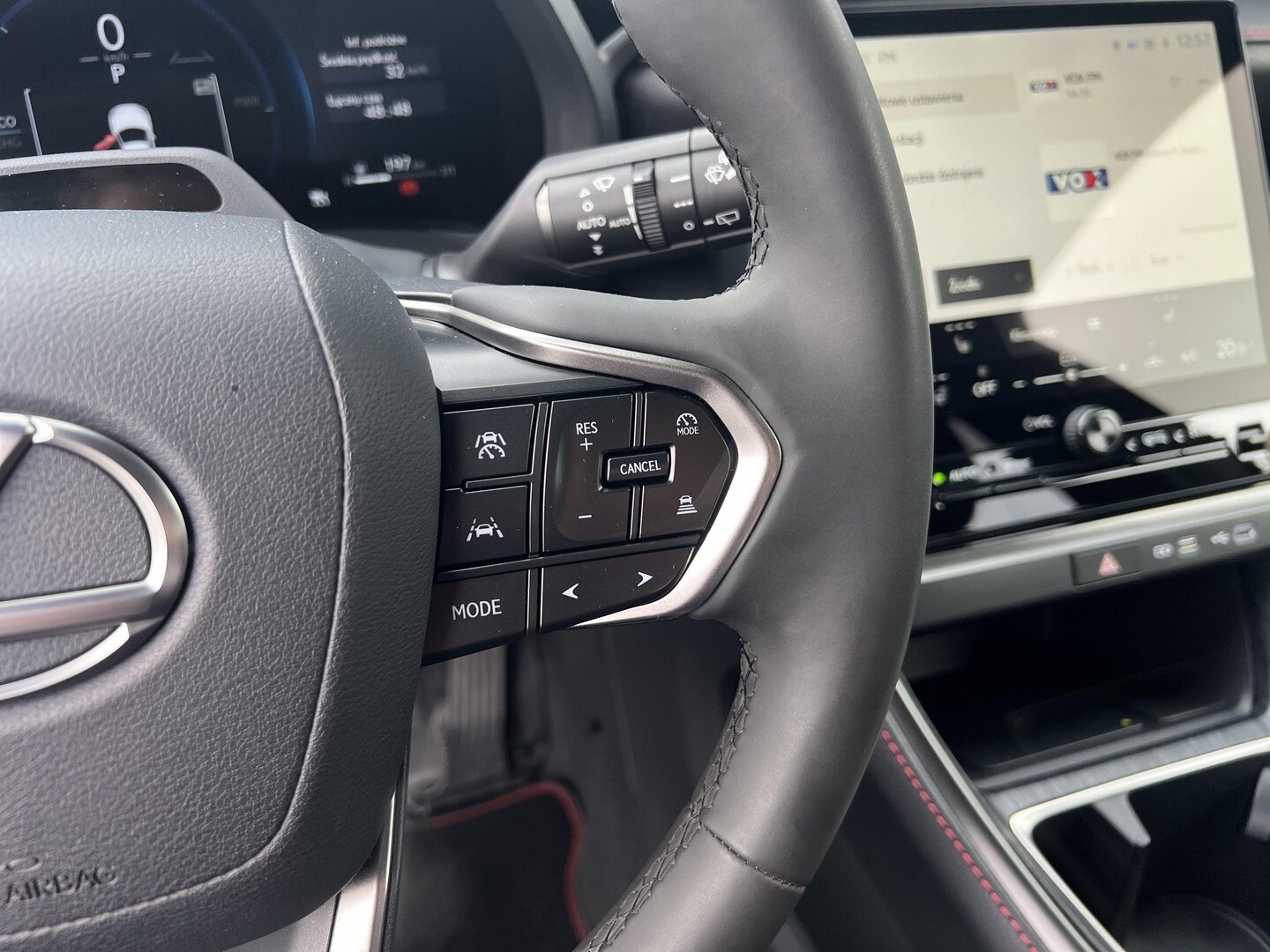 Lexus LBX