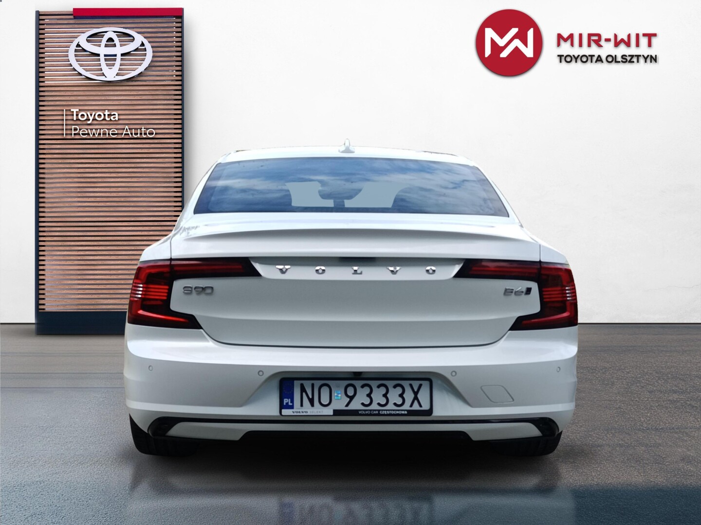 Volvo S90