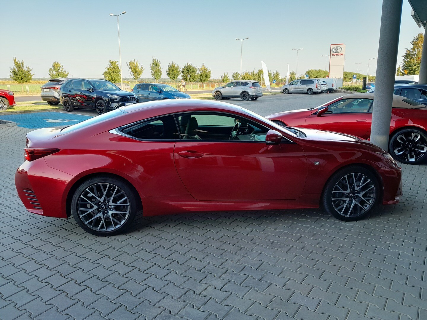 Lexus RC