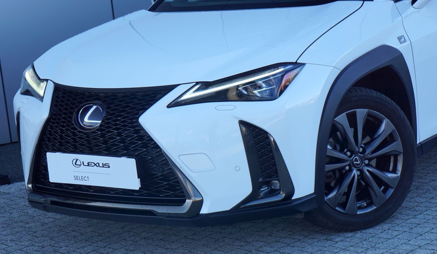 Lexus UX