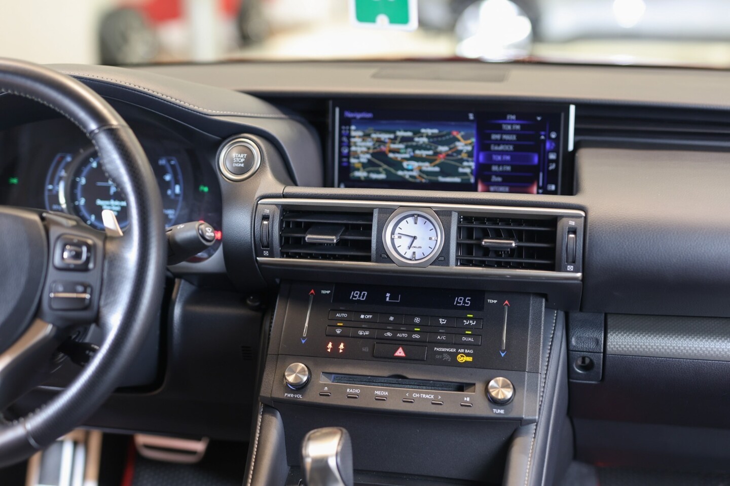 Lexus RC