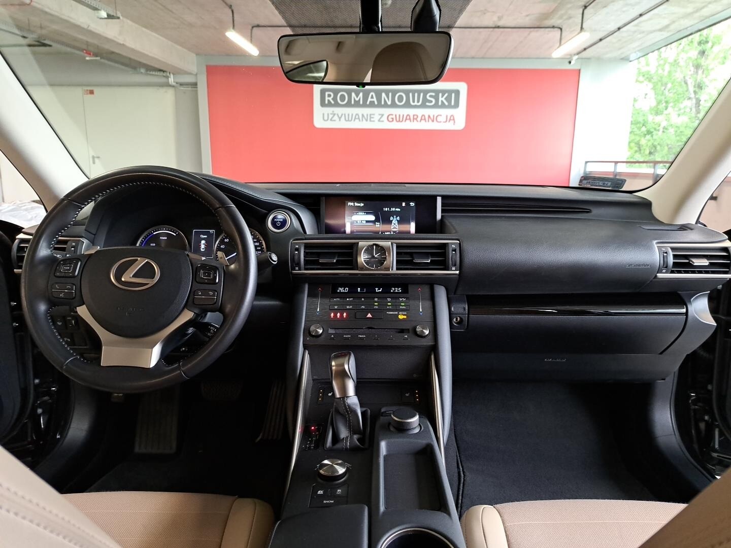 Lexus IS