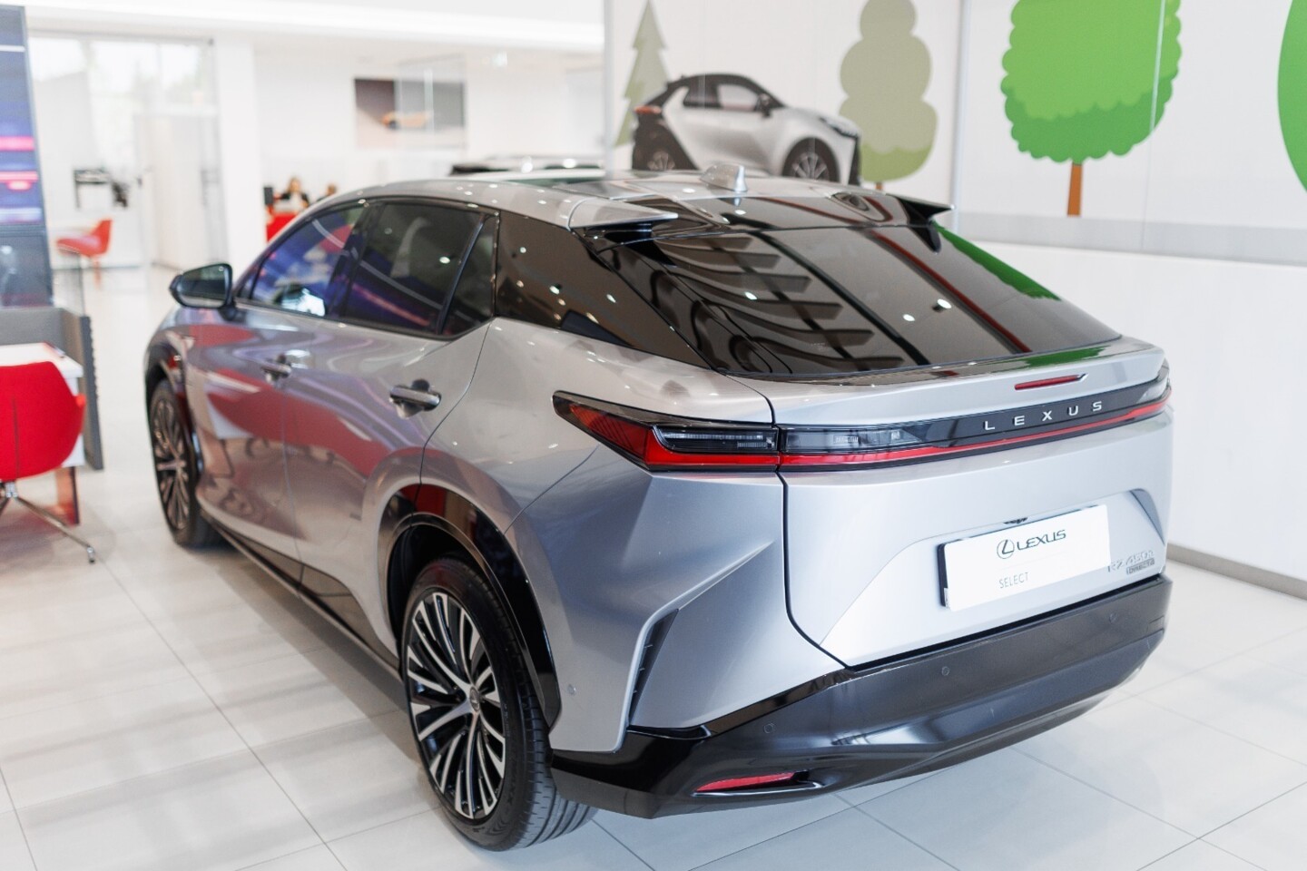 Lexus RZ