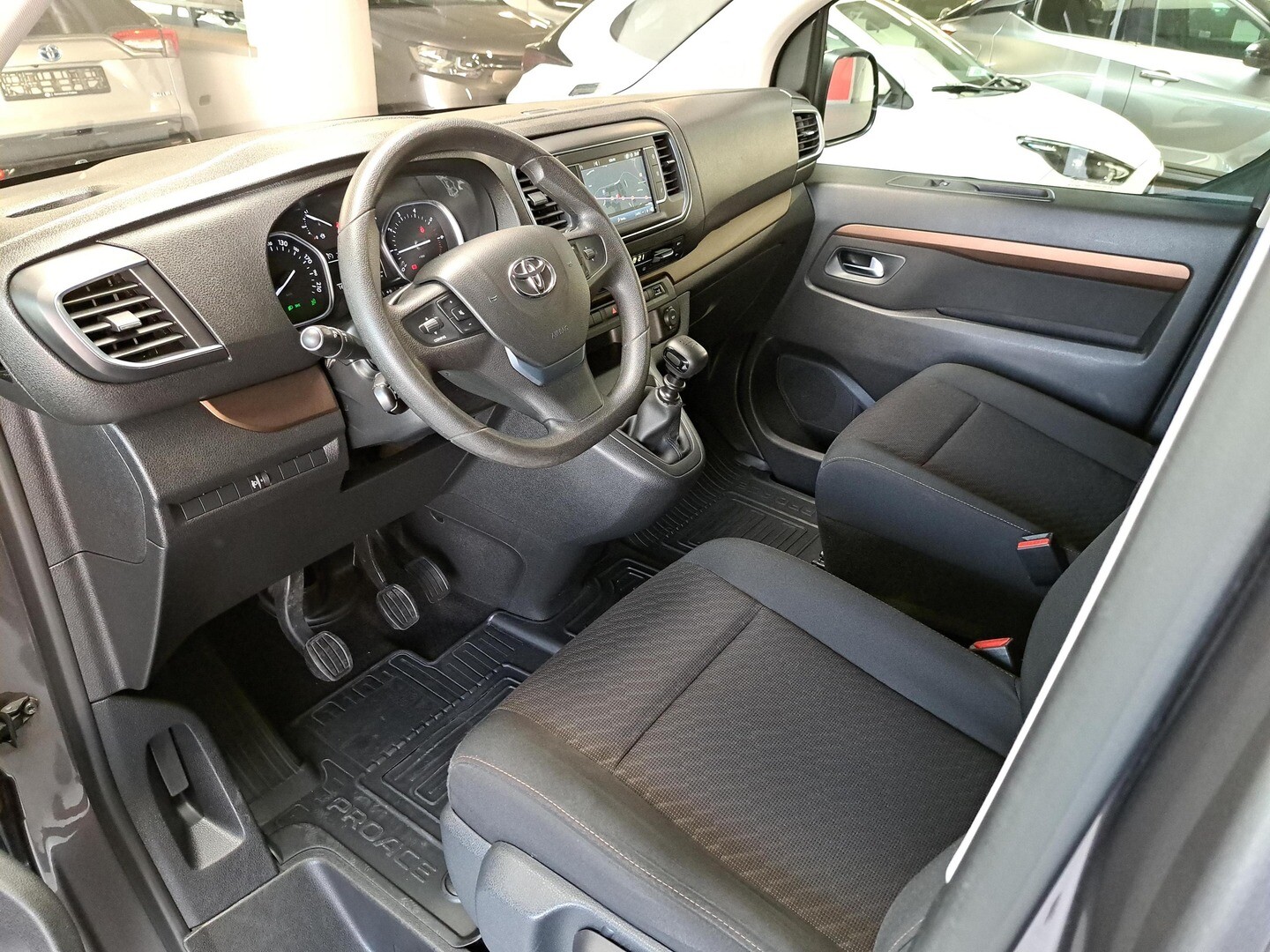 Toyota PROACE