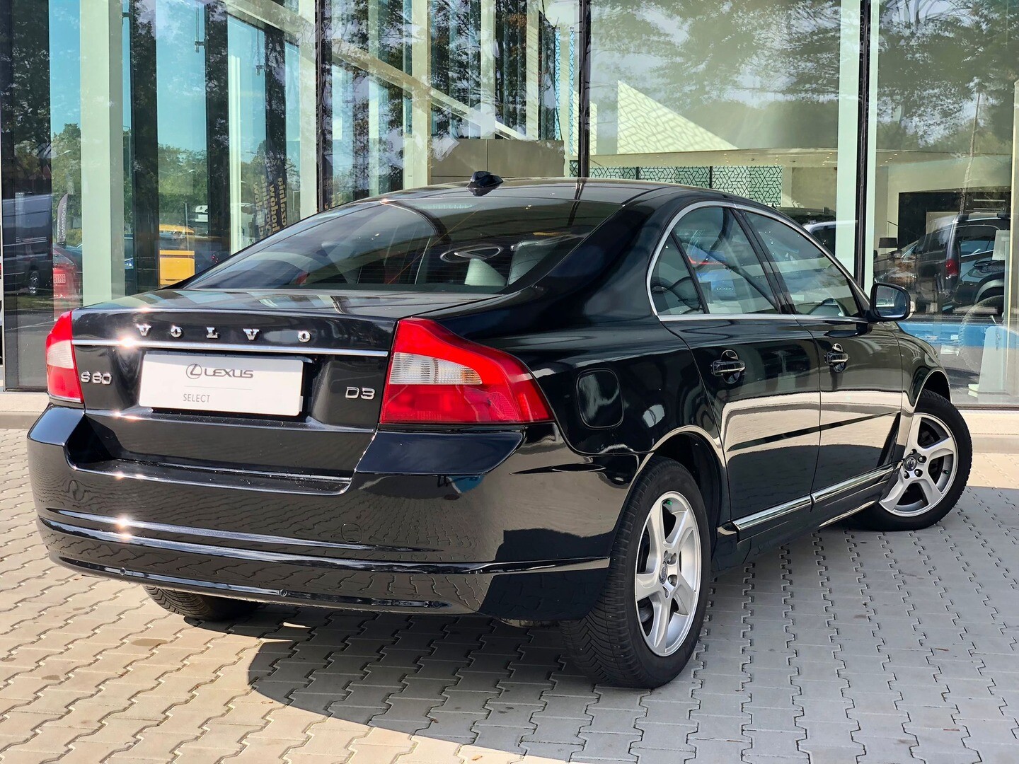 Volvo S80