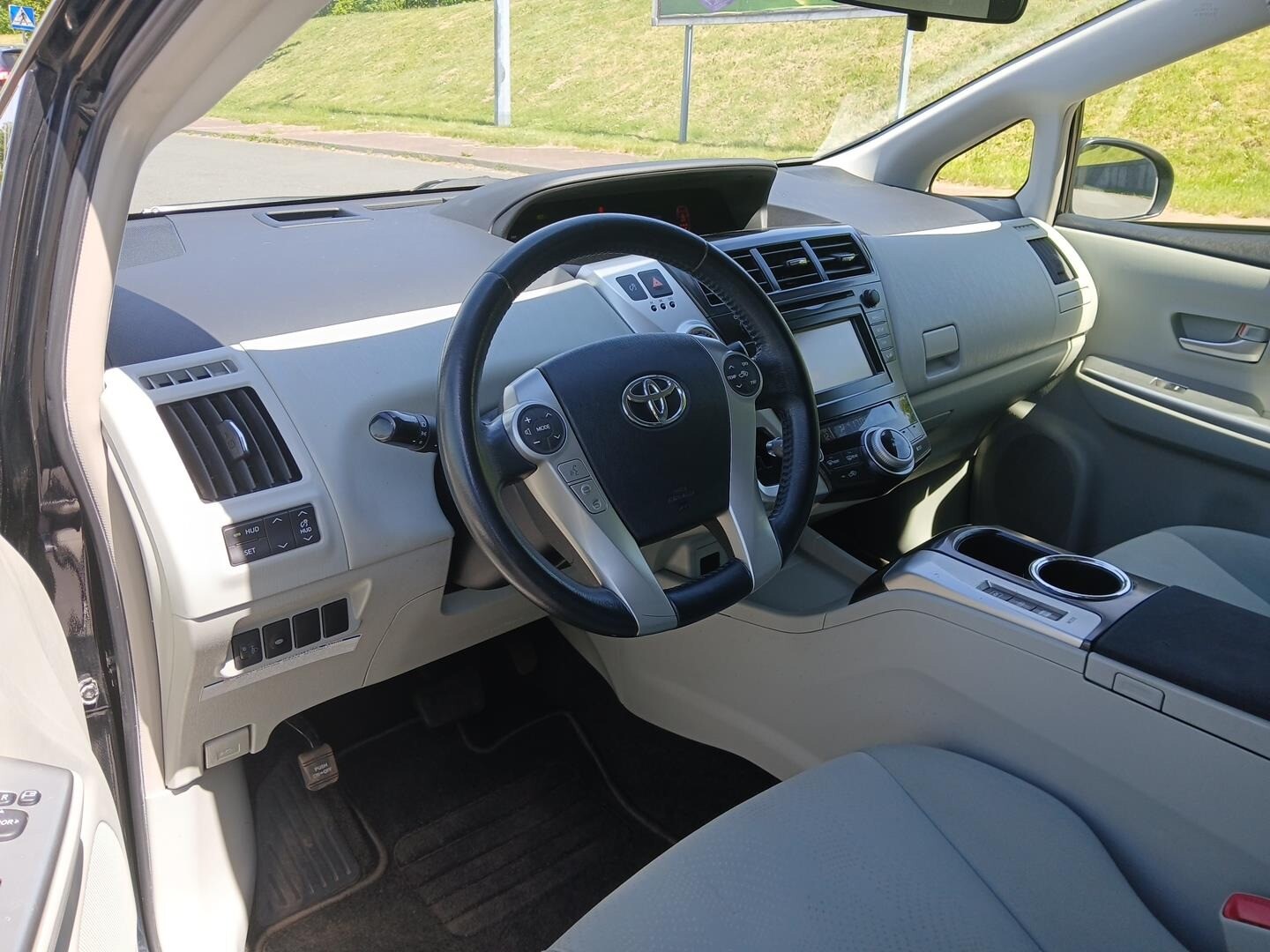 Toyota Prius+