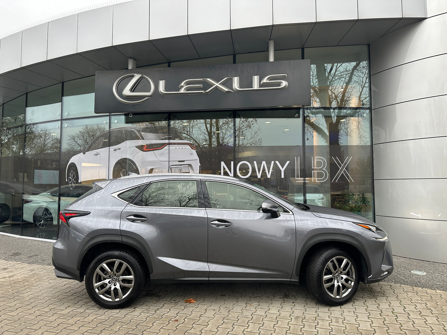 Lexus NX