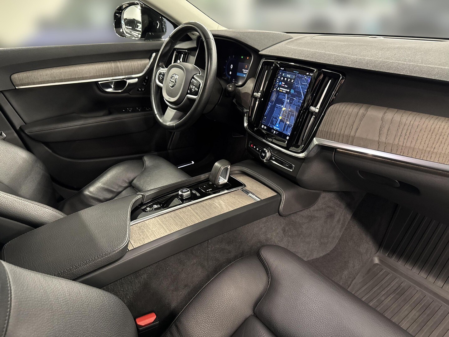 Volvo V90