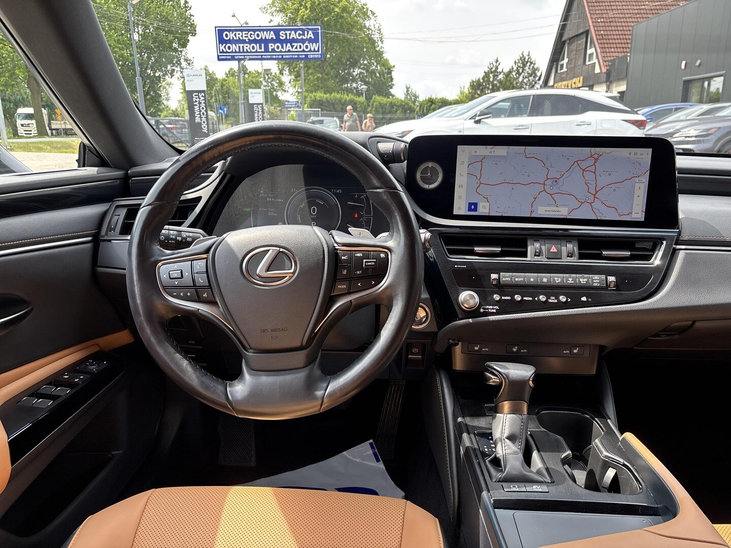 Lexus ES