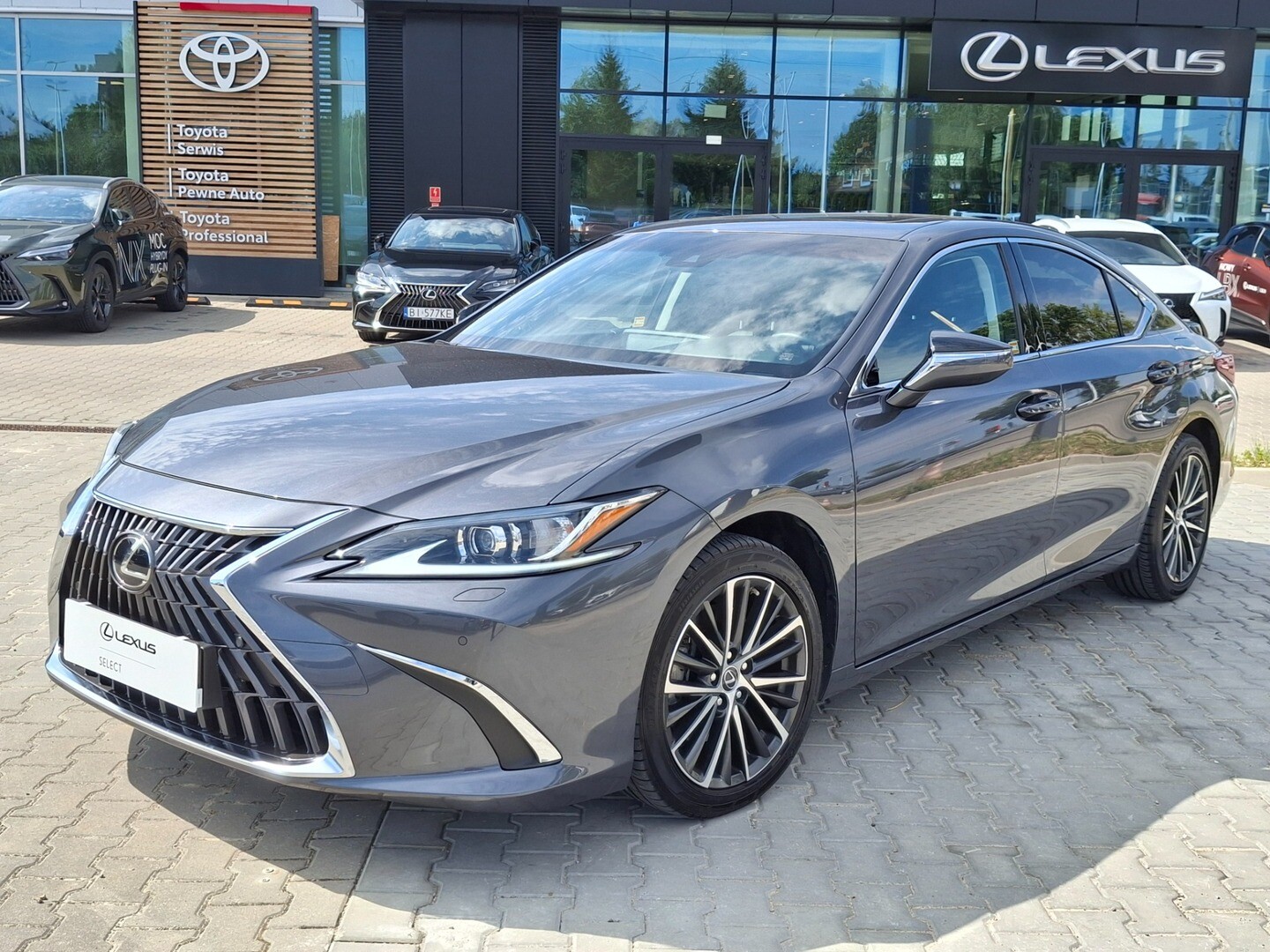 Lexus ES