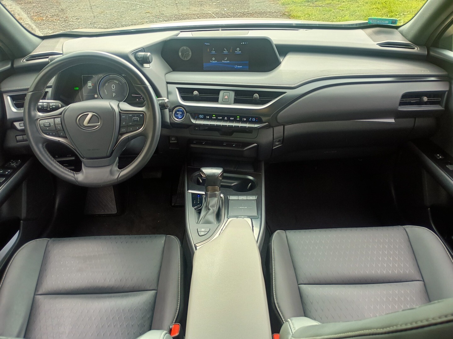 Lexus UX