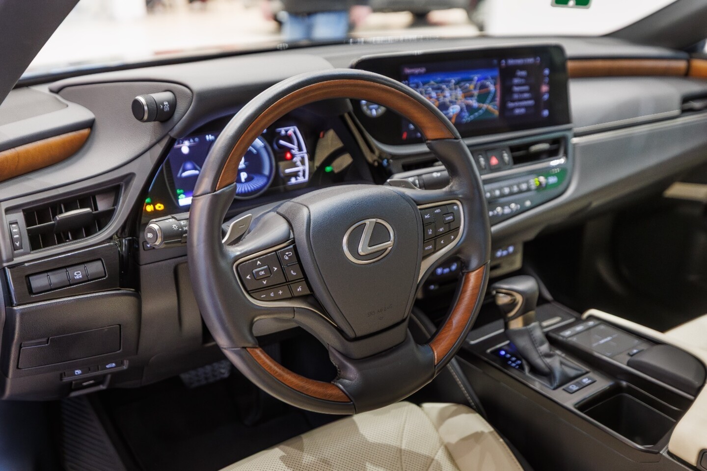 Lexus ES