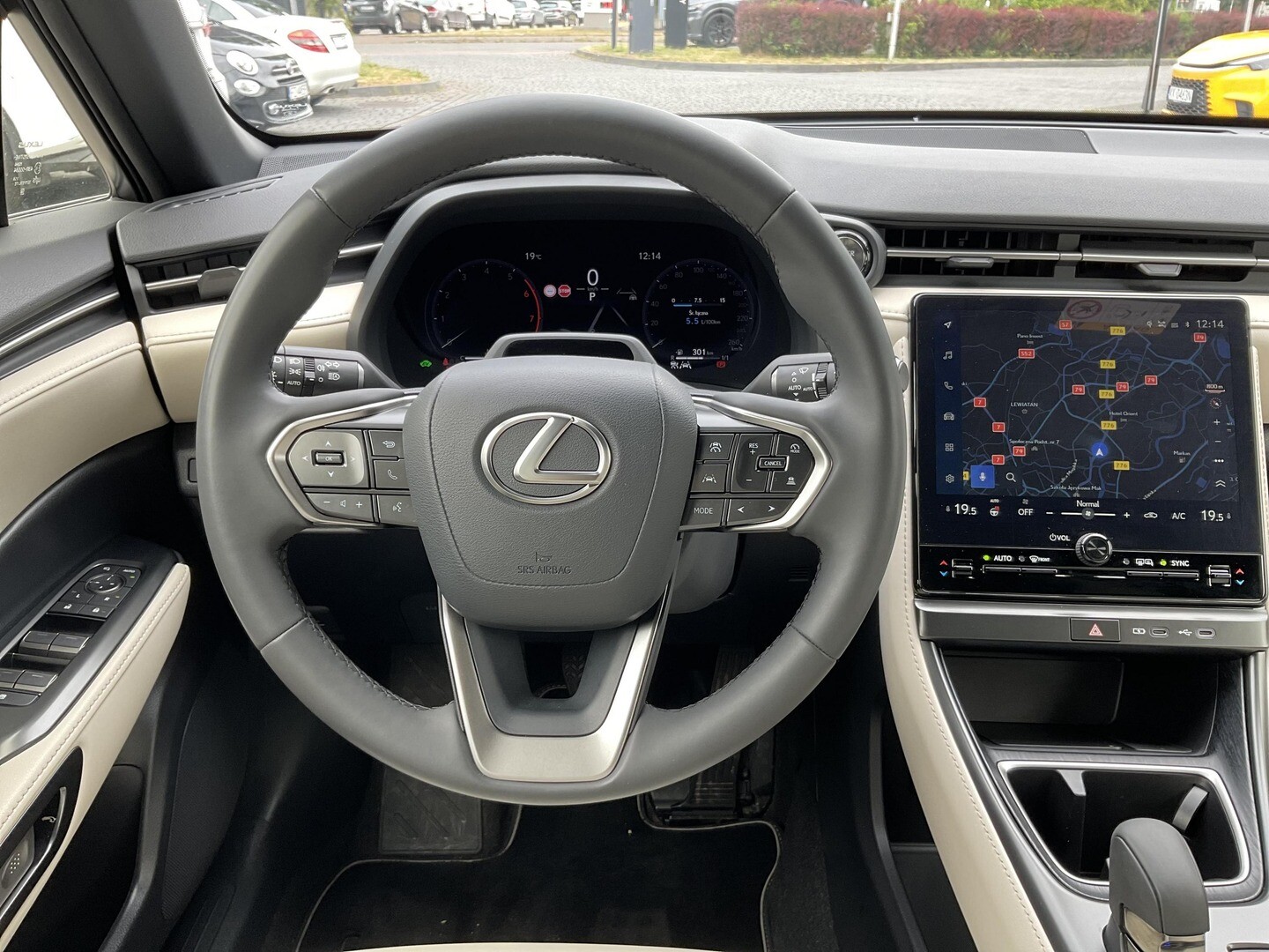 Lexus LBX