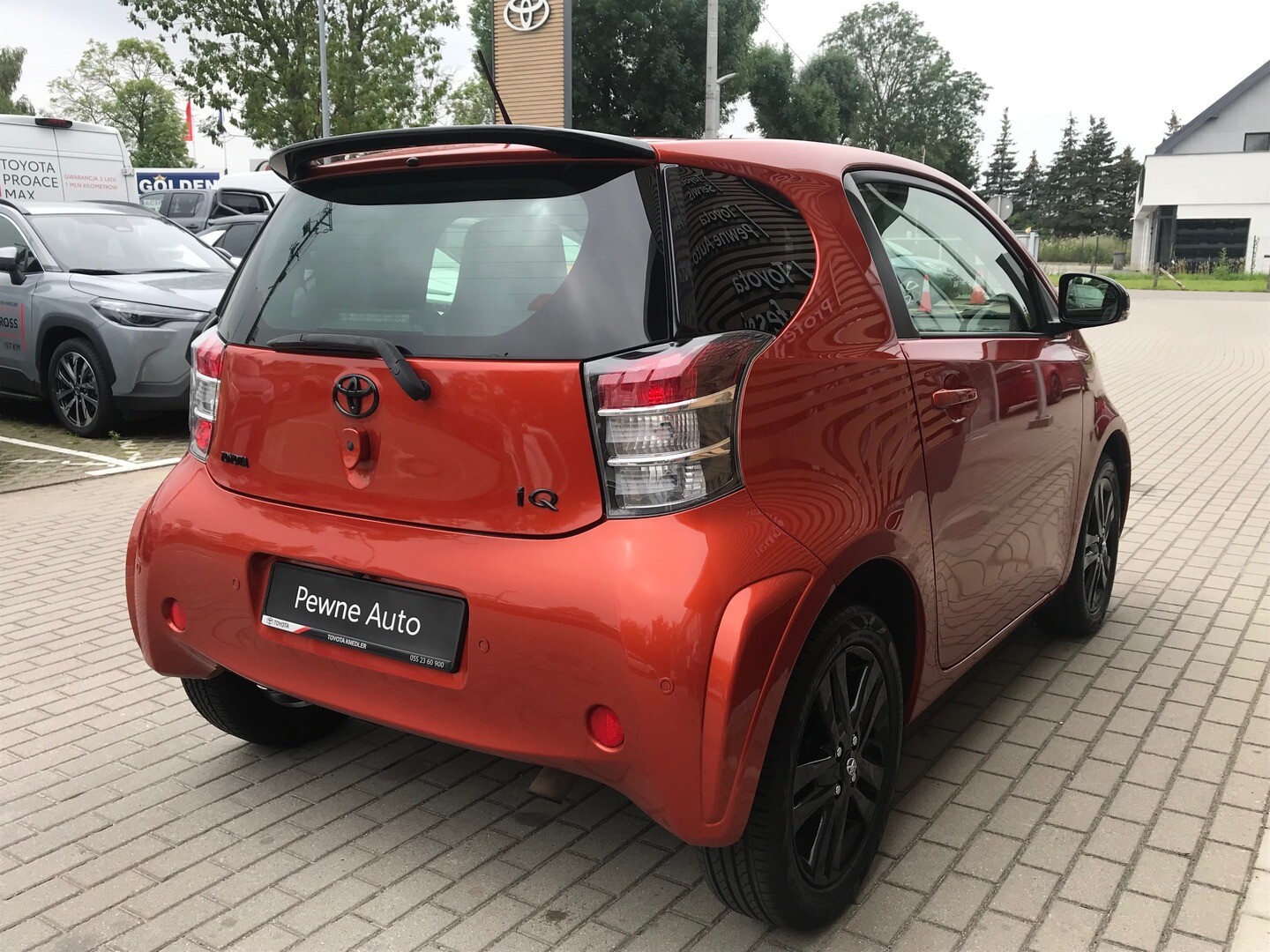 Toyota iQ
