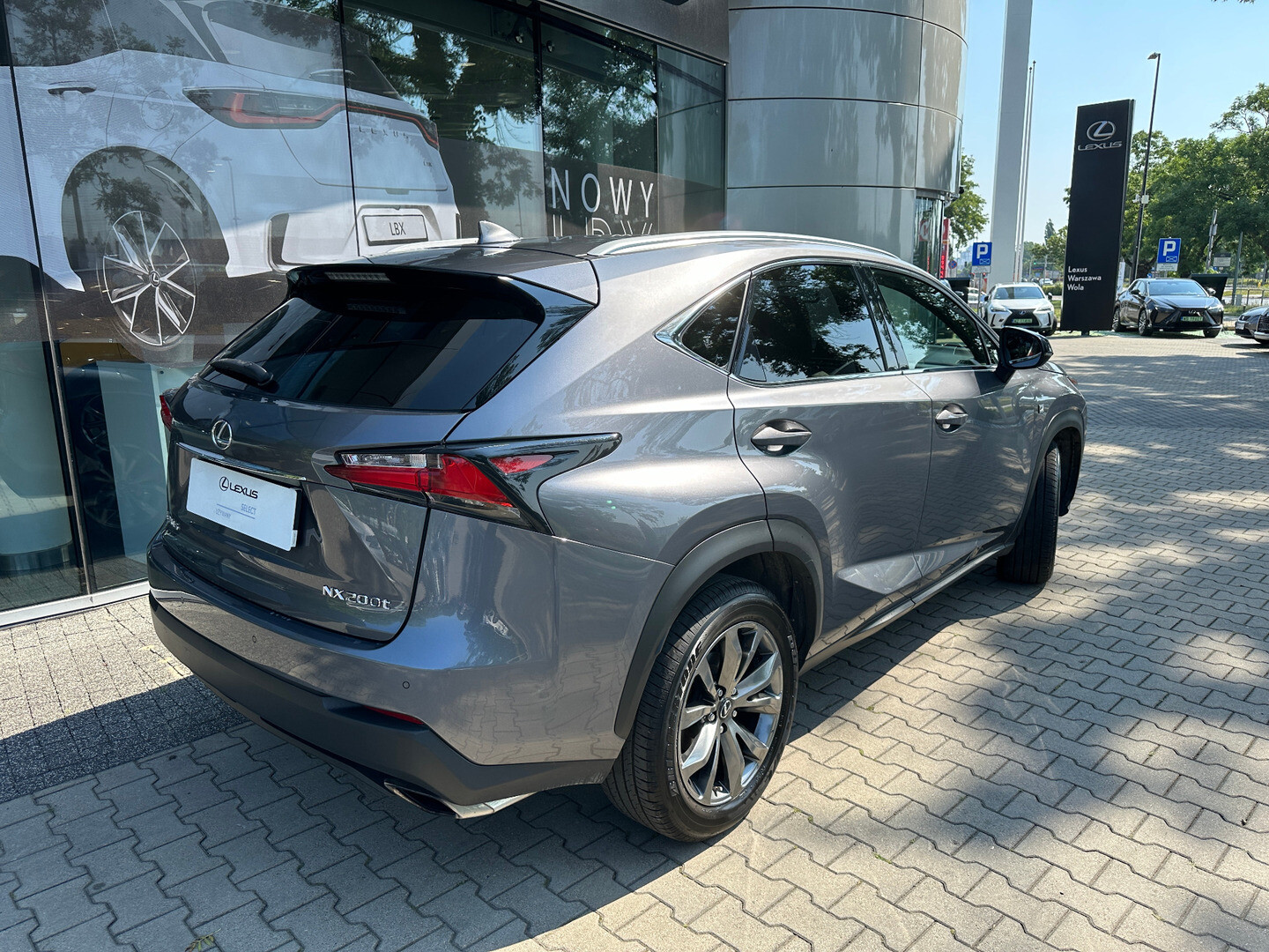 Lexus NX