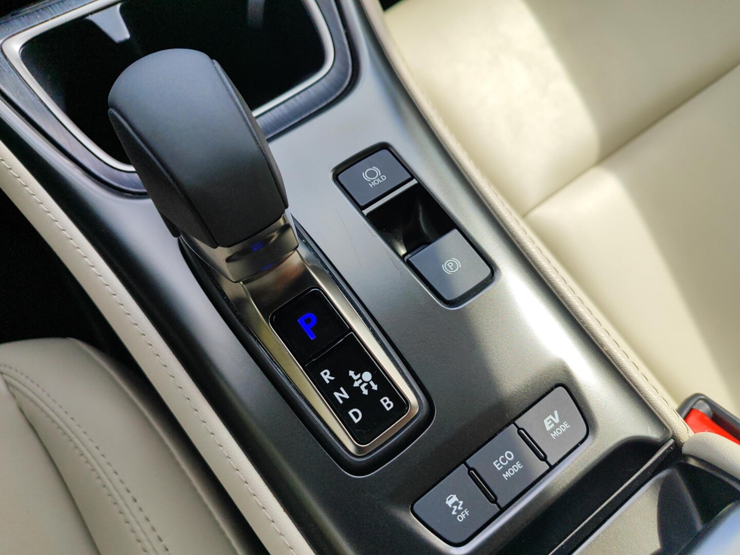 Lexus LBX