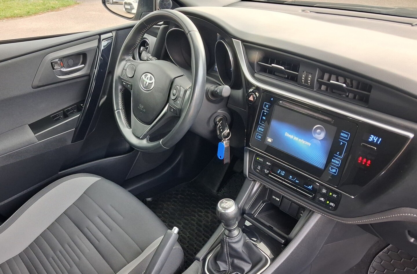 Toyota Auris