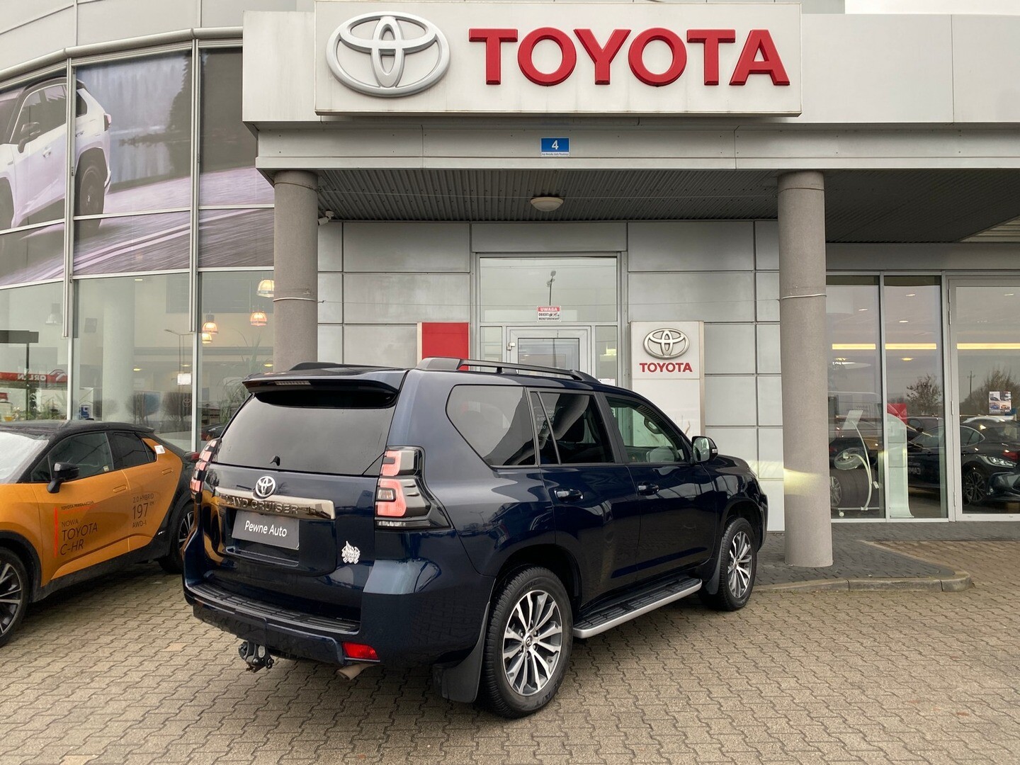 Toyota Land Cruiser