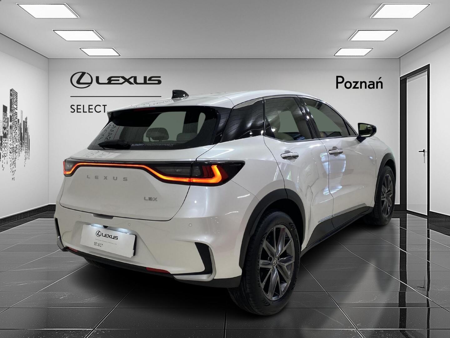 Lexus LBX