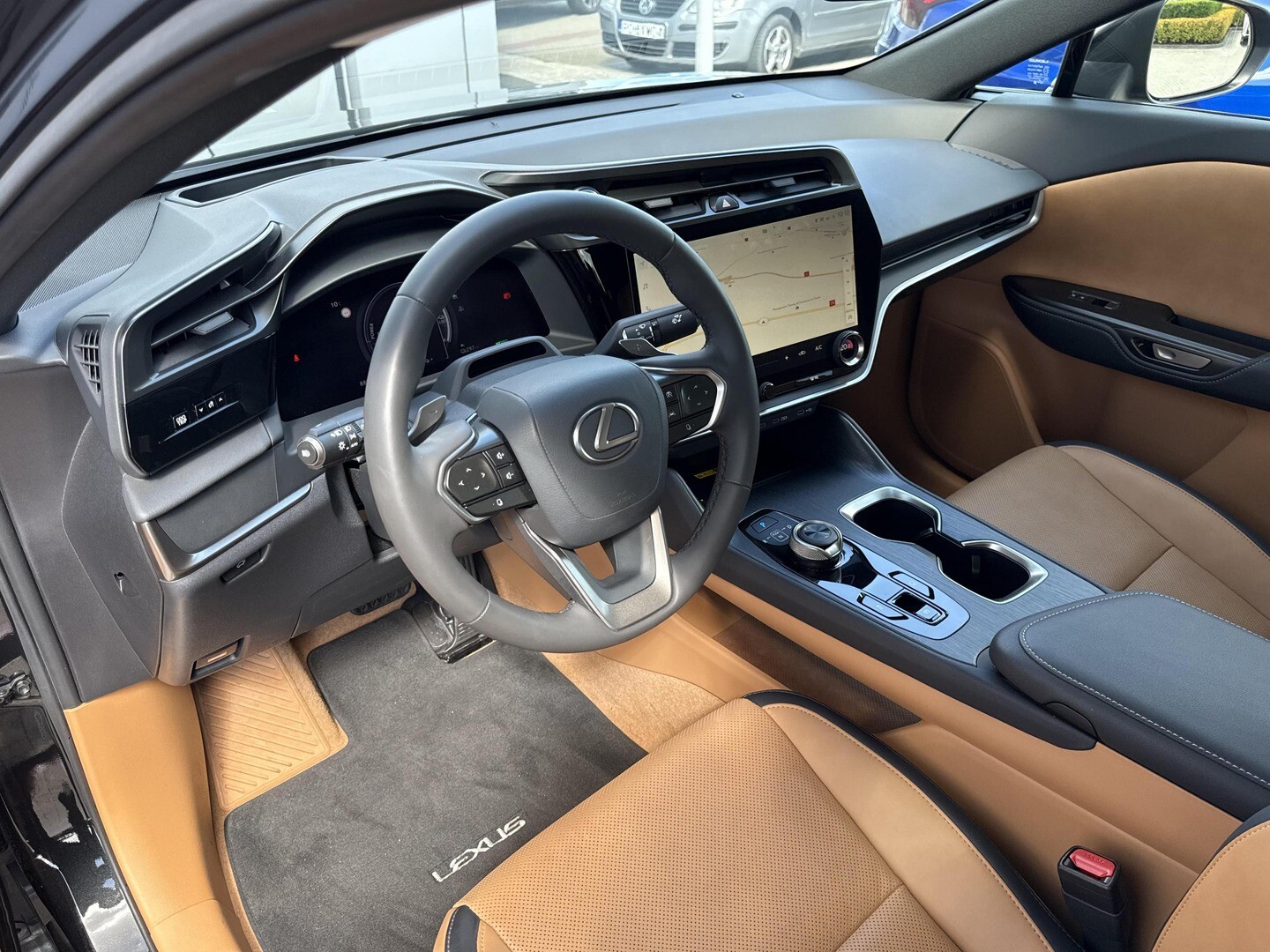 Lexus RZ