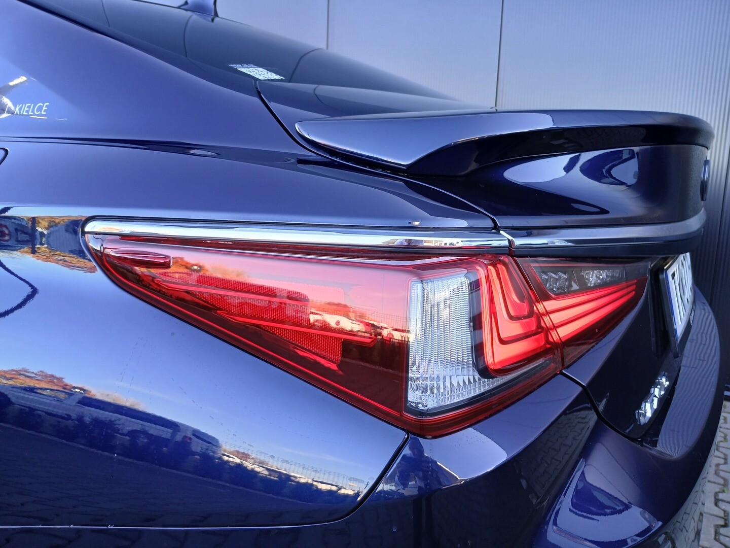 Lexus ES