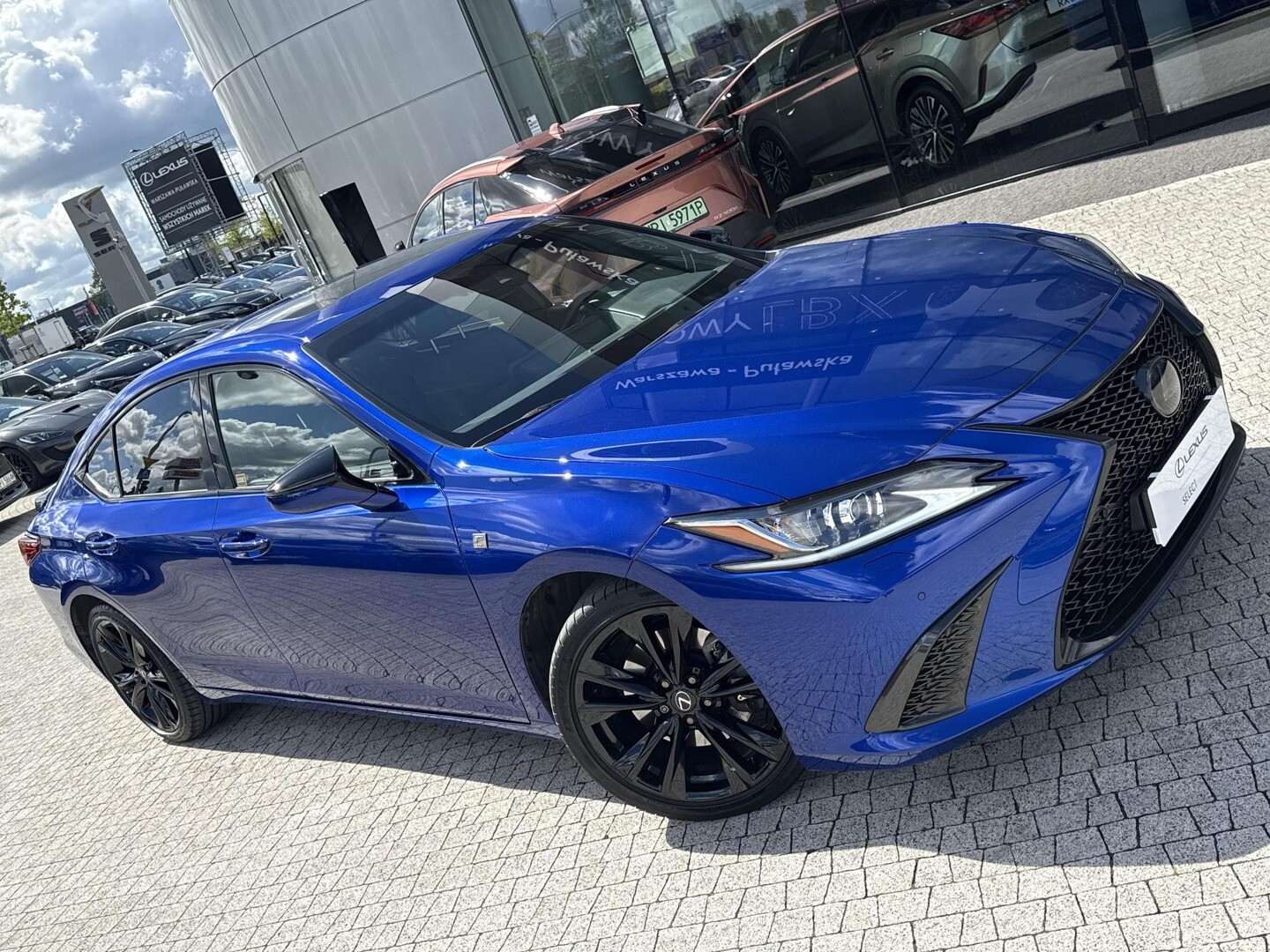 Lexus ES