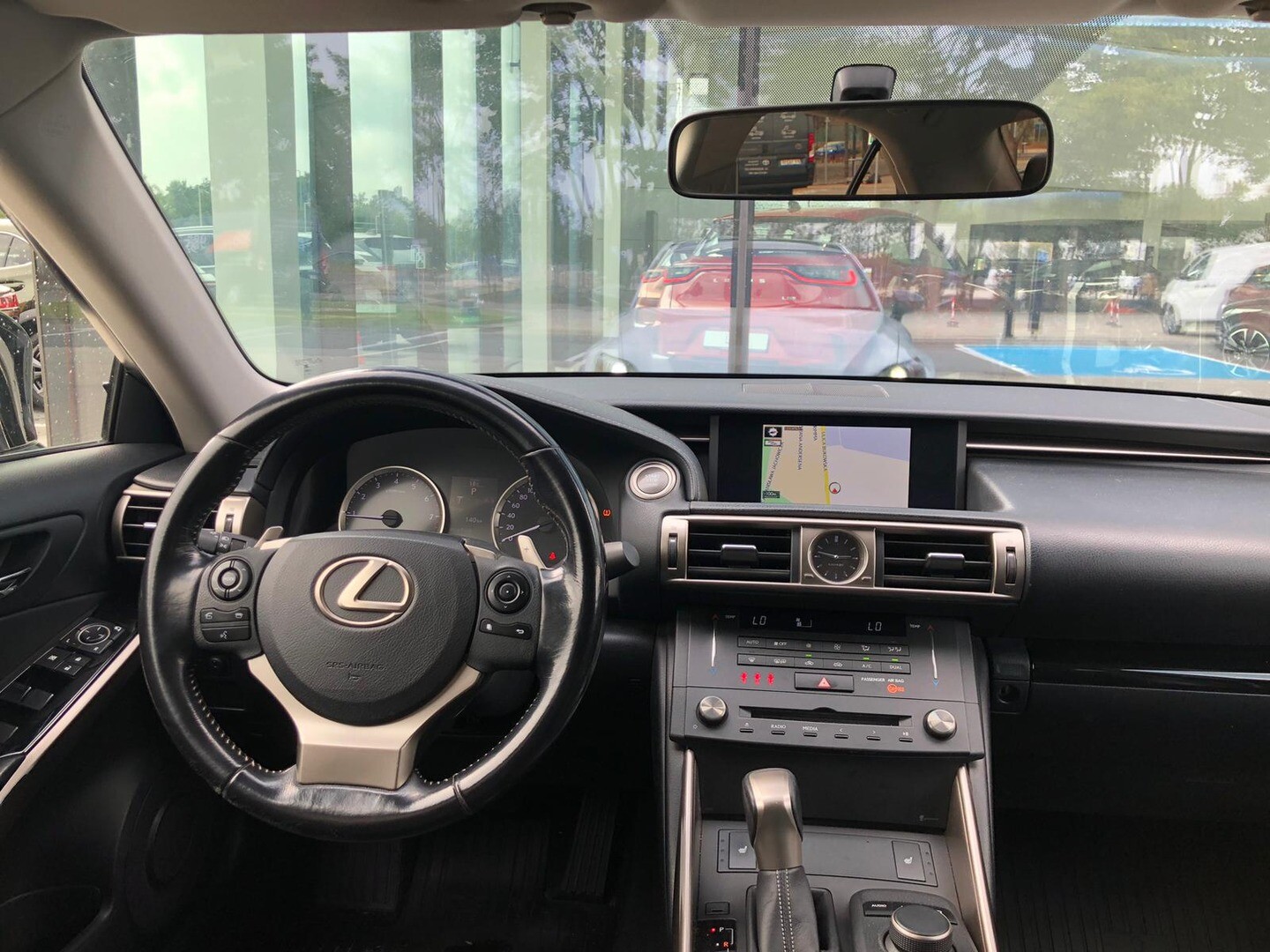Lexus IS