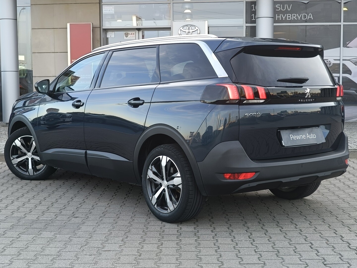 Peugeot 5008