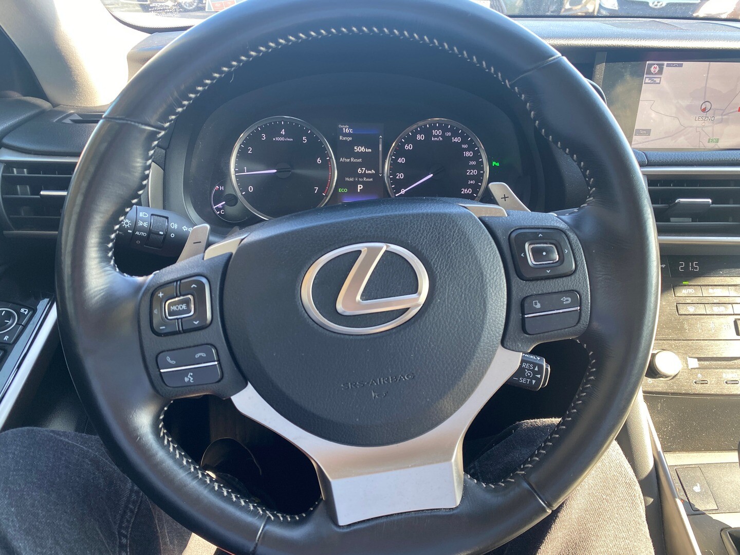 Lexus IS